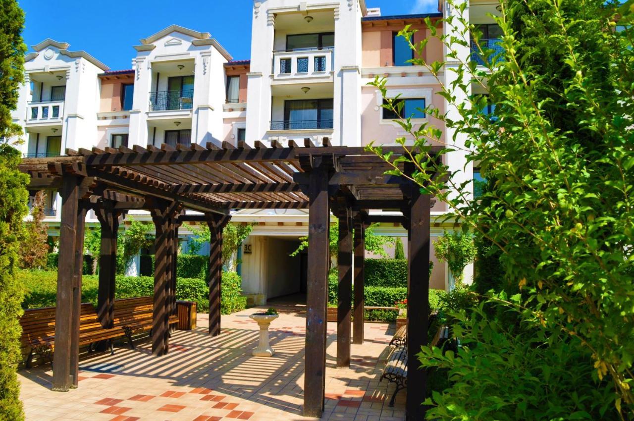 Private Studio In "Green Life Beach Resort Sozopol" Exterior photo